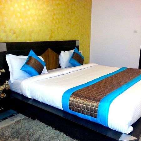Hotel Ananda 델리 외부 사진
