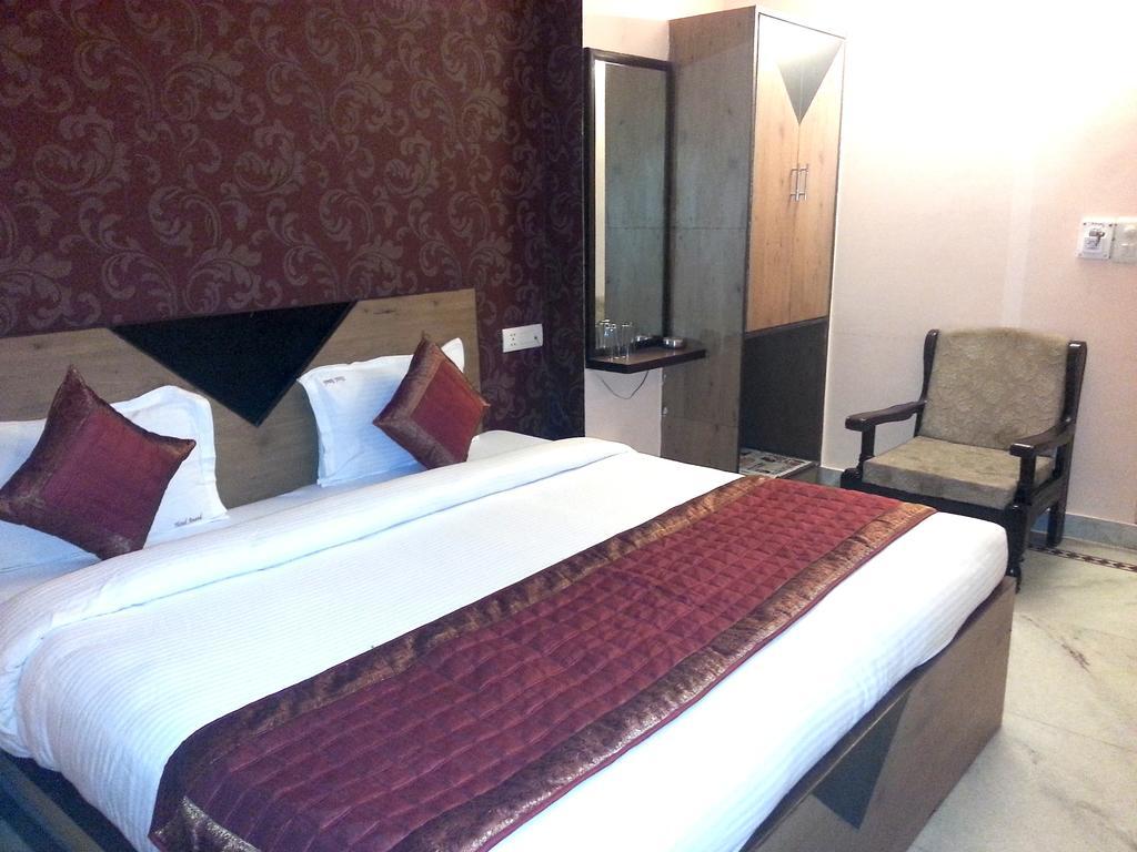 Hotel Ananda 델리 객실 사진