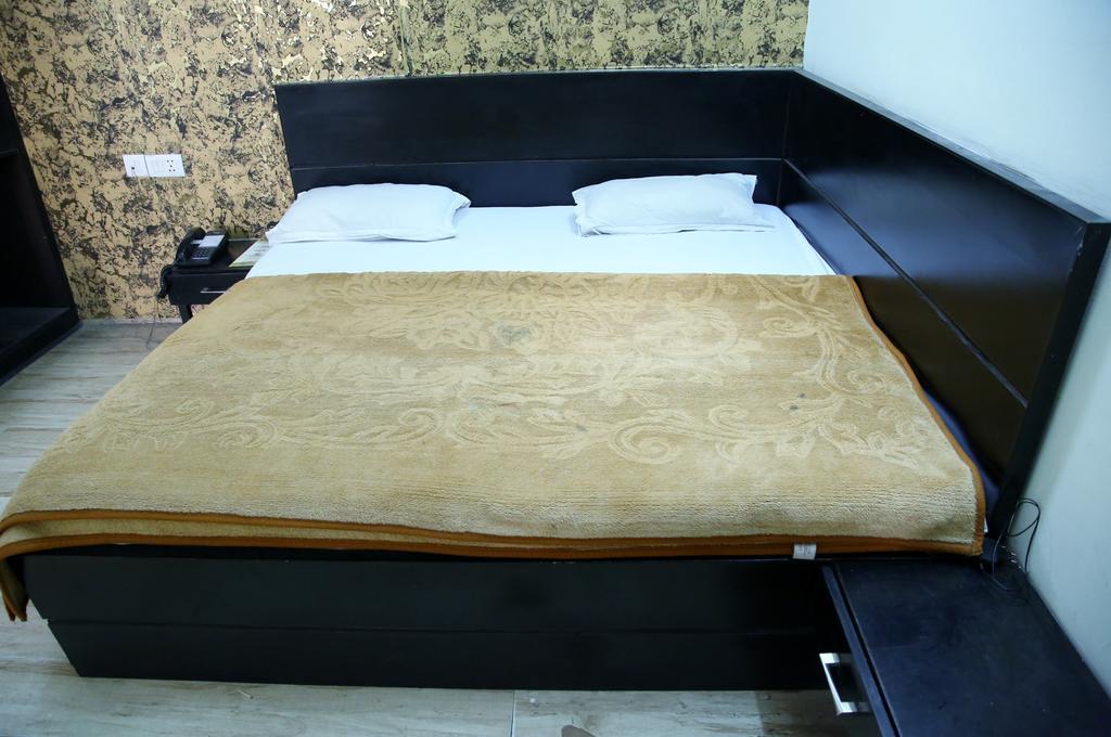 Hotel Ananda 델리 객실 사진