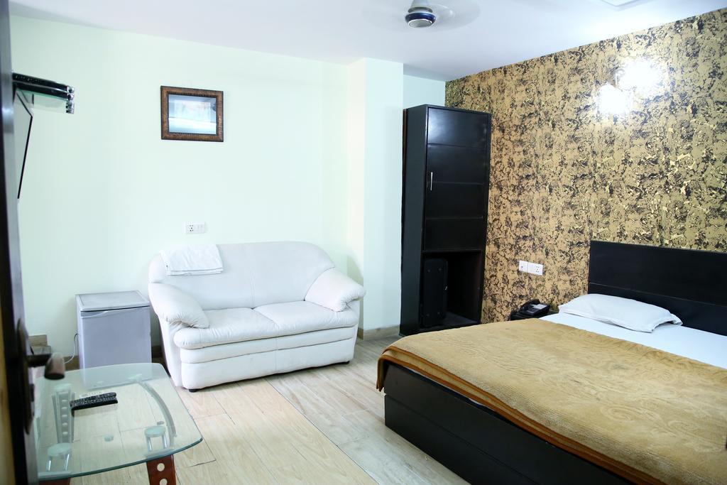 Hotel Ananda 델리 객실 사진