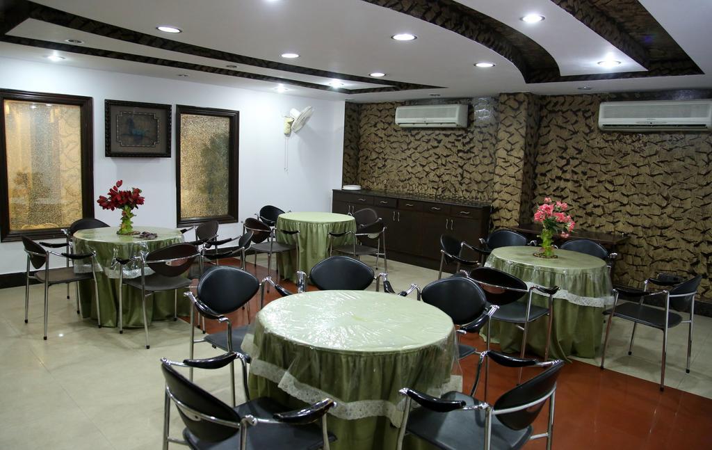 Hotel Ananda 델리 외부 사진