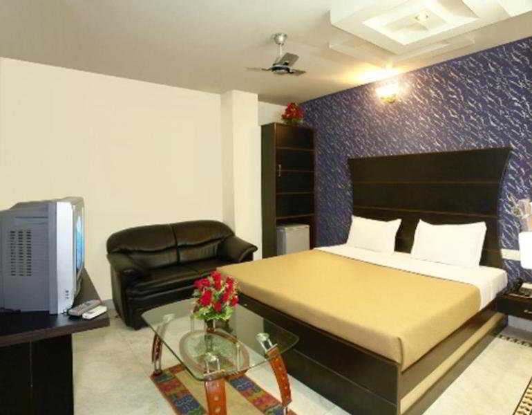Hotel Ananda 델리 객실 사진