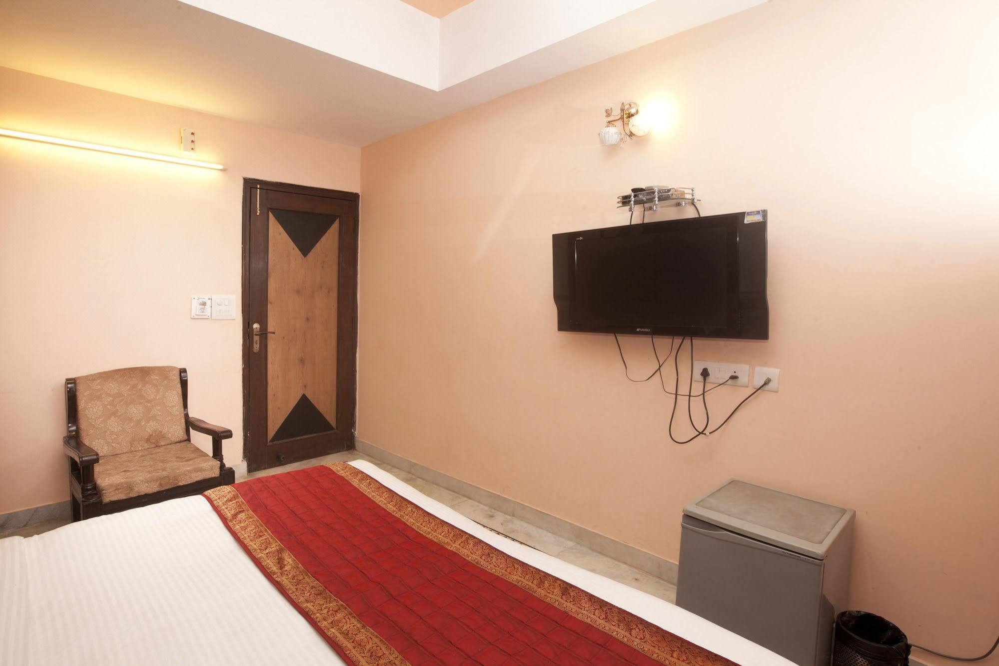 Hotel Ananda 델리 외부 사진
